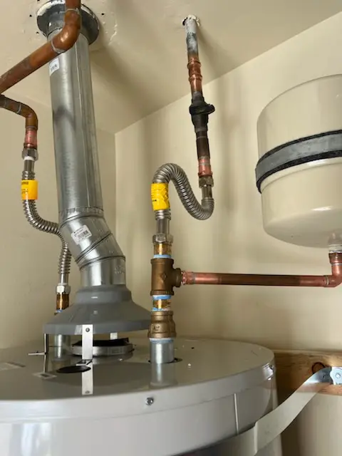 Water heater installation and plumbing repair in North Austin